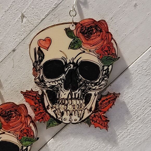 Large Skull With a Rose and Heart Earrings - Picture 5 of 6